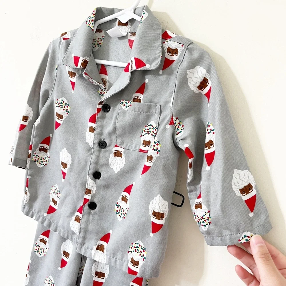Old Navy Unisex Holiday-Print Santa Walnut Pajama Set Size 12-18 Months - Picture 4 of 11